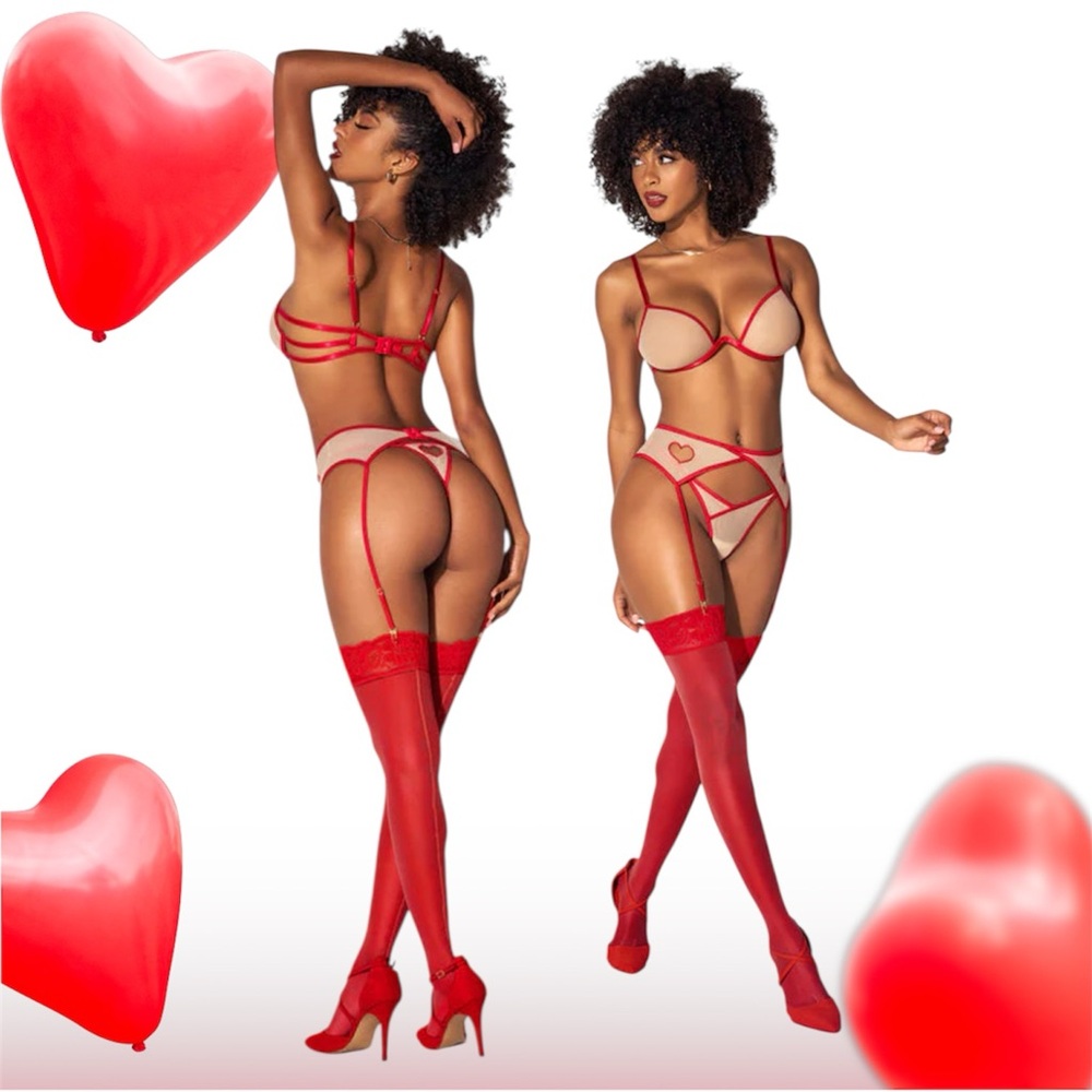 Lingerie Nude Heart 3pc Garter Set
